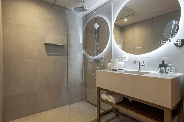 غرفة سوبيريور بسرير مزدوج، FortyPlusOne Hotel 7/9