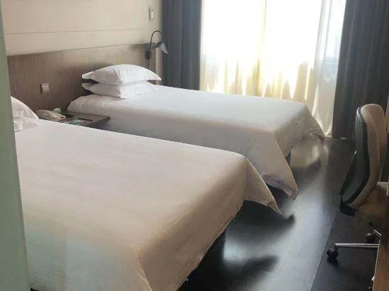 غرفة أساسية بسريرين منفصلين، Jinjiang Inn Select Shanghai Safari Pak 2/2