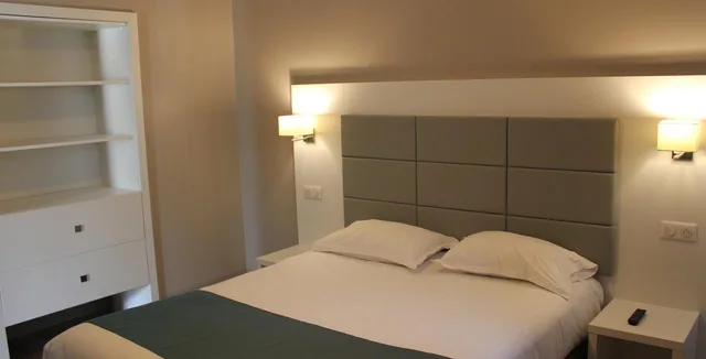 Junior Suite, King Bed, Hotel Le Quincangrogne 3/4