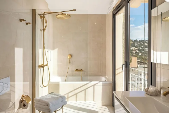 غرفة ديلوكس بسرير كينج، Hotel Le Roquebrune 5/7