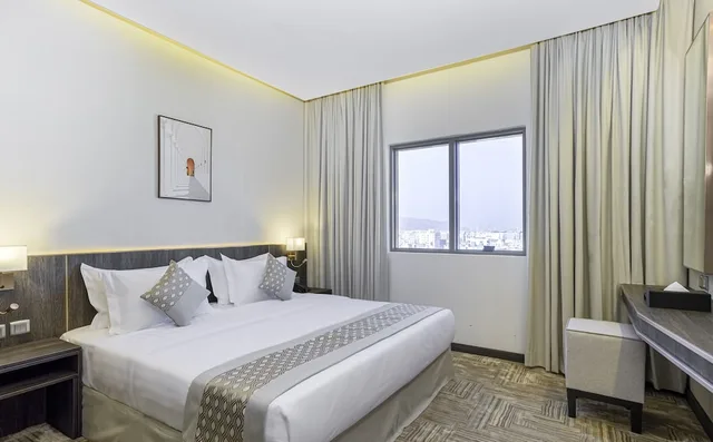 جناح سوبيريور بسرير كينج وسريرين منفصلين، The Seasons Hotel 1/9