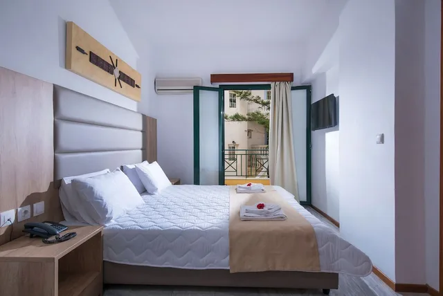 شقة عائلية بسريرين منفصلين مع أريكة، Elmi Suites 3/9