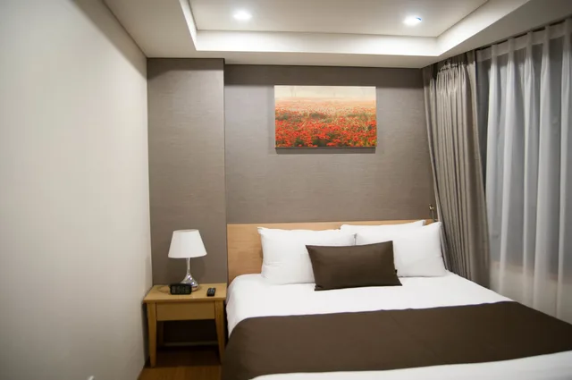 جناح جونيور بفراش فوتون وسرير فردي وسرير كوين، Benikea Jungmun Hotel 3/8
