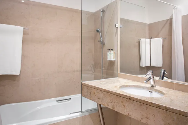 Double Plus، B&B HOTEL Cantanhede Coimbra 2/2