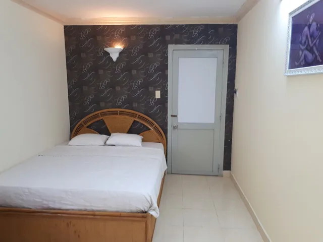 غرفة أساسية بسرير كوين، Lam Son Hotel 1/5
