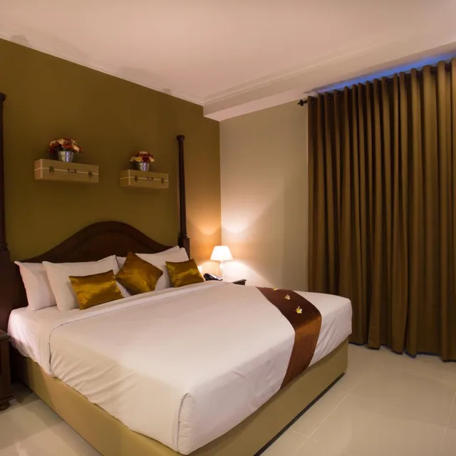 غرفة ديلوكس بسرير مزدوج بشرفة، Amalfi Seminyak 5/10