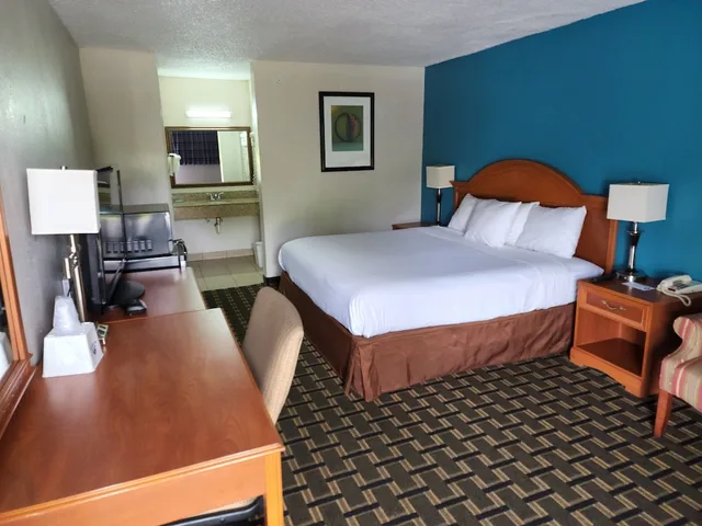 غرفة بسرير كينج، Americas Best Value Inn Elizabethtown 2/5