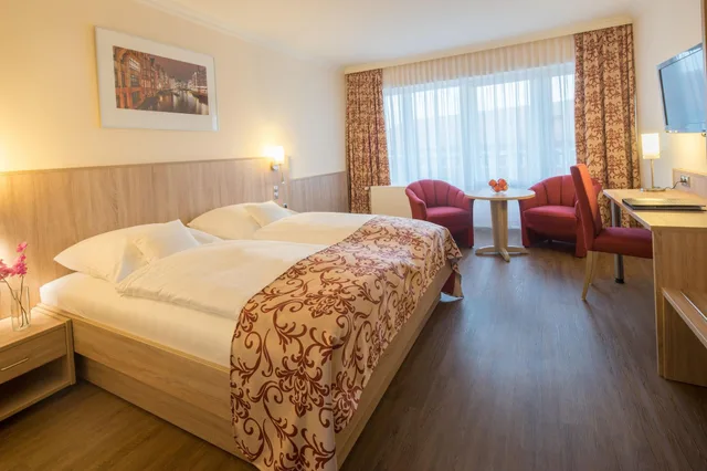 Economy, Family, Kitchenette, Room in B&B - Studio for 2 People in Hamburg Mitte, Cozy and Modern 1/7