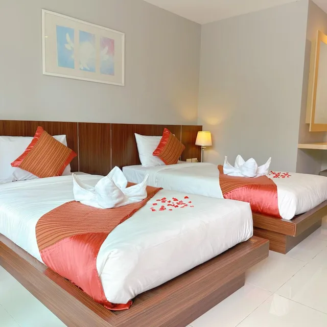 Deluxe, Twin Beds, Pool Access, Ahad Suite Ao Nang 6/10