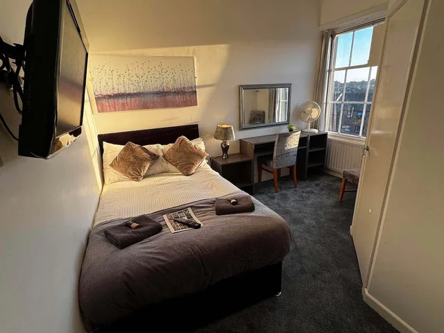 Bronze, Double Bed, Small، Hotel Mon Ami 3/10