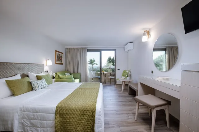 بنغل كومفورت ثلاثي بثلاثة أسرّة، Akti Taygetos Conference resort 1/6