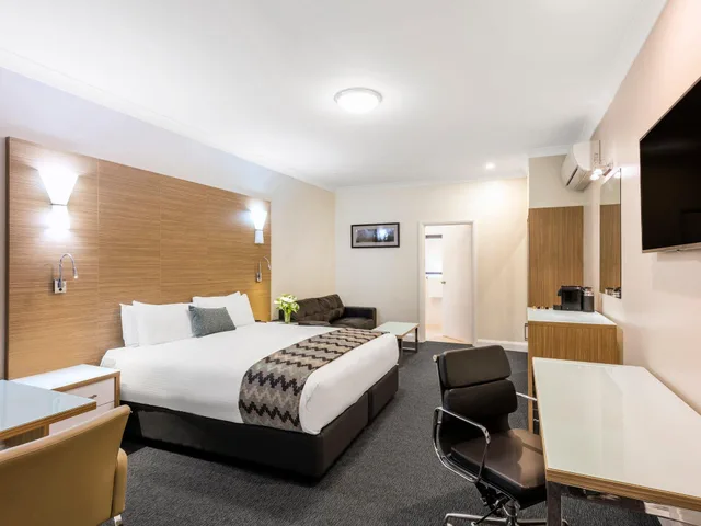 غرفة سوبيريور بسريرين كوين، Mercure Goulburn 8/10