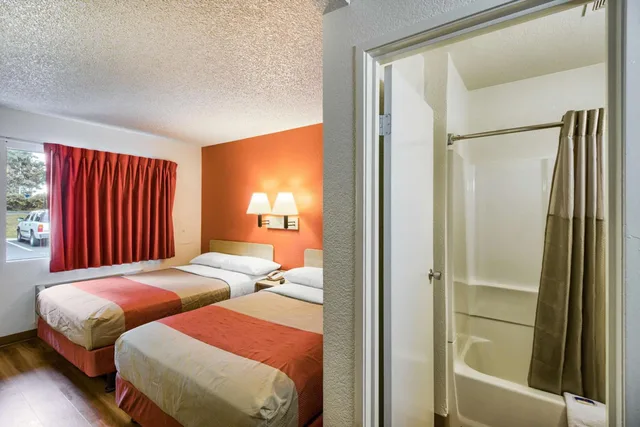 غرفة ديلوكس رباعية، Motel6 Everett, WA - South 3/6