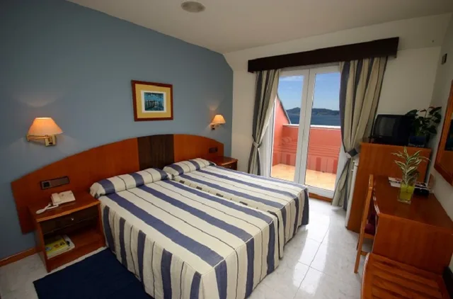 Studio, Street View، Nanin Playa Spa Apartments 3/4