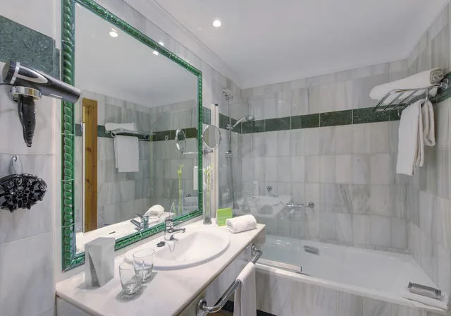 Xtra, Superior, 2 Queen Beds, Sea Front, Sea View، Sol Guadalmar Malaga 10/10