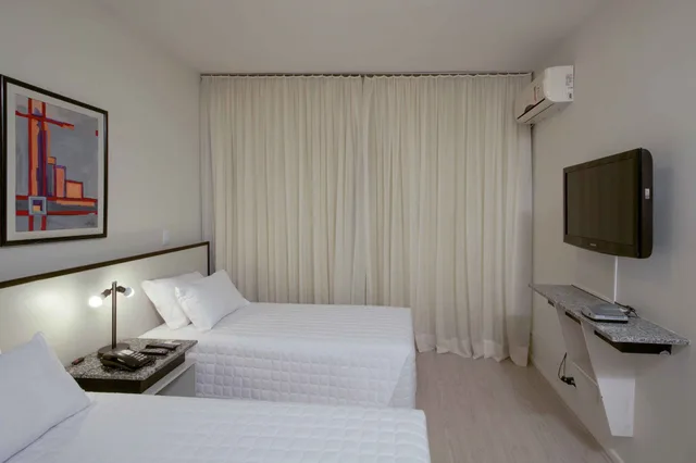 غرفة سوبيريور بسريرين منفصلين، Bristol Metropolitan Curitiba Centro Hotel 1/3