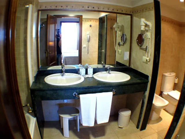 جناح جونيور بسريرين مزدوجين، Ohtels Cabogata 6/8