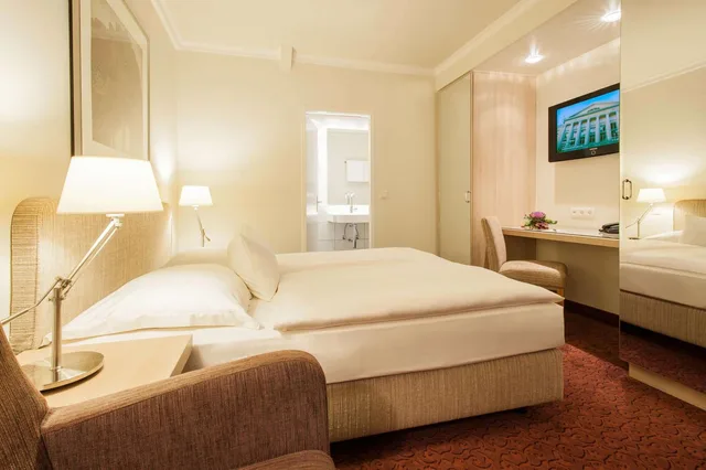 غرفة قياسية بسرير كوين، Best Western Hotel Hamburg International 5/9