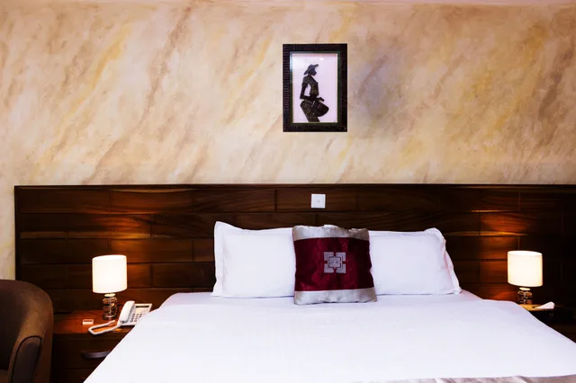 غرفة قياسية بسرير مزدوج، Airport West Hotel 8/10