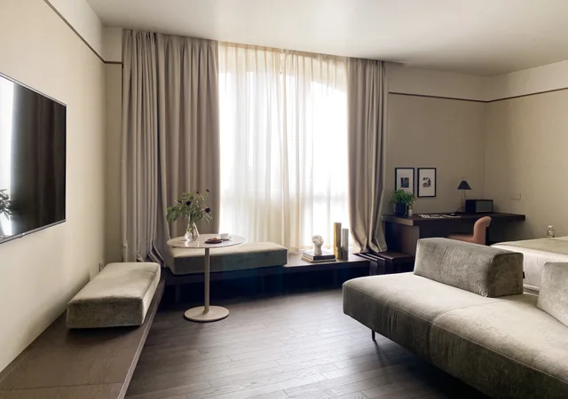 Suite, Litta Palace 4/5