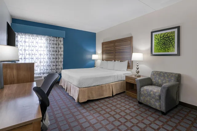 غرفة قياسية بسرير كينج بمطبخ، Best Western Fishers Indianapolis Area 1/4