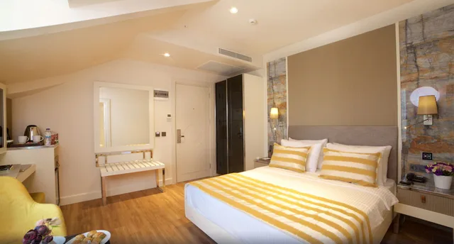 Junior Suite, Icon Hotel Taksim 2/4