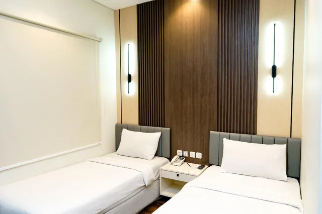Semi Room, Business, 2 Semi Double Beds، Lotus Garden Hotel 2/2