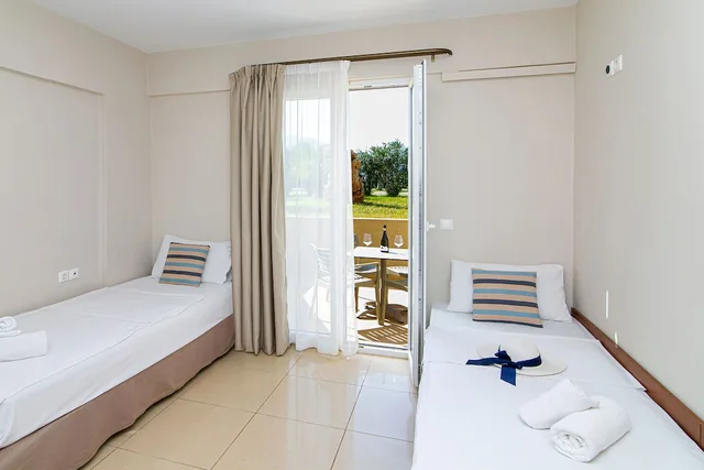 1 Bedroom, Superior, Apartment, Quadruple, 4 Beds, Theo Star Beach 5/10