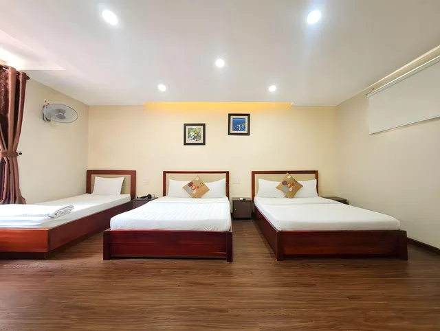 سكن مشترك مختلط عائلي بسرير فردي بإطلالة على الحديقة، QUAN QUAN HOTEL 1/1
