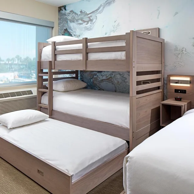 جناح عائلي، Anaheim Suites Hotel 2/4