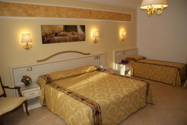 Elite, Triple, Hotel Ristorante Borgo La Tana 3/6