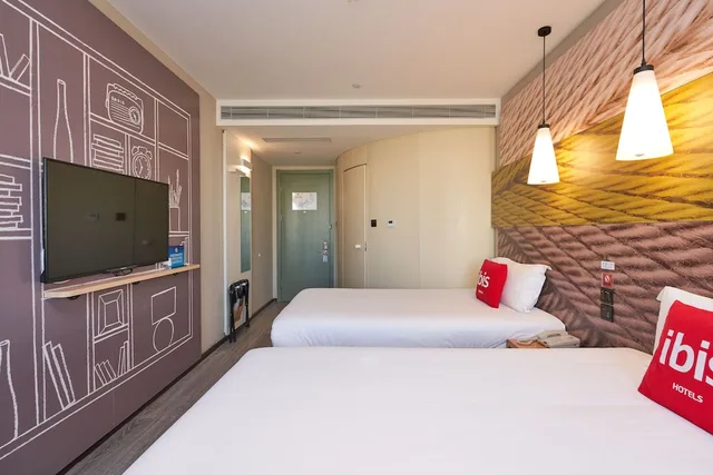 Business, Double Bed, Ibis Beijing Changying 4/5