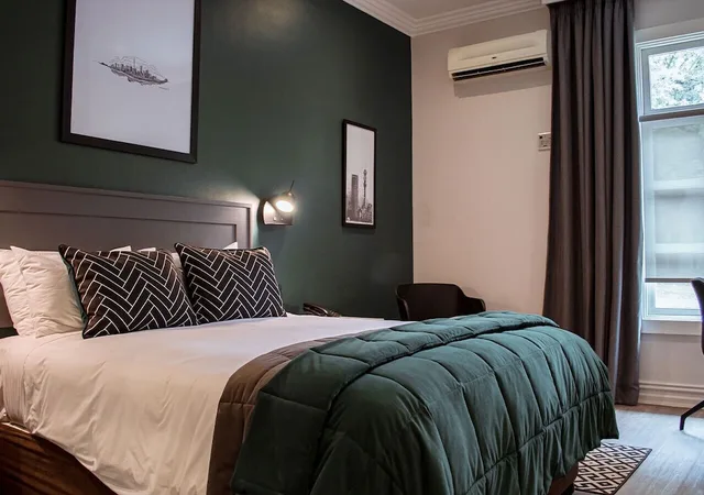 غرفة ديلوكس بسرير كينج، Indaba Hotel 3/5
