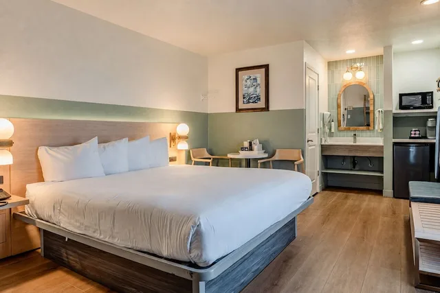 king room, Stargazer Inn And Suites 11/15