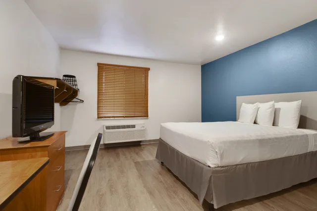 Suite, Queen Bed, Accessible, WoodSpring Suites Houston Willowbrook 1/3