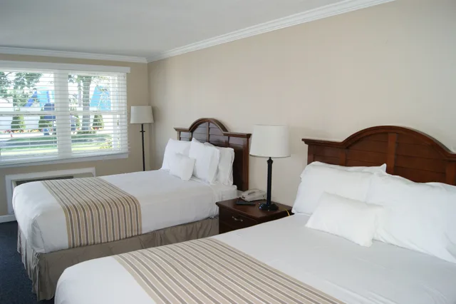 غرفة قياسية بسريرين مزدوجين في المبنى الرئيسي، Cape Cod Family Resort 1/1