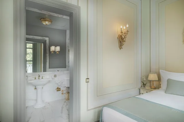 غرفة كلاسيكية بسرير مزدوج بإطلالة على الحديقة بشرفة، Bosphorus Palace Hotel Special Class 1/2
