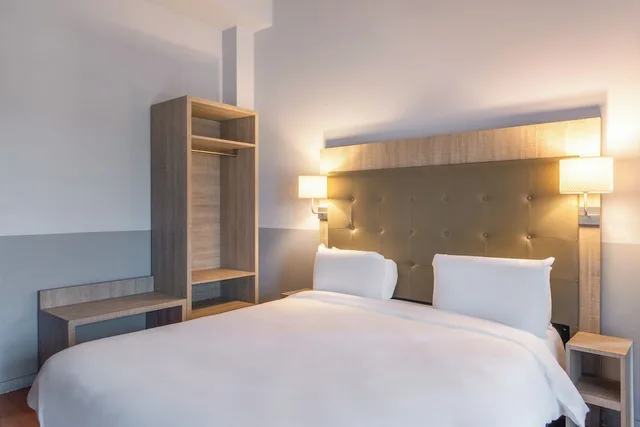 غرفة سوبيريور بسرير مزدوج، Kyriad Argenteuil 9/10