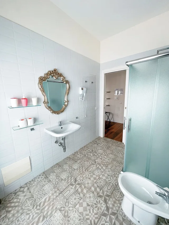 غرفة عائلية بسرير مزدوج، Ostello Bello Napoli 8/8