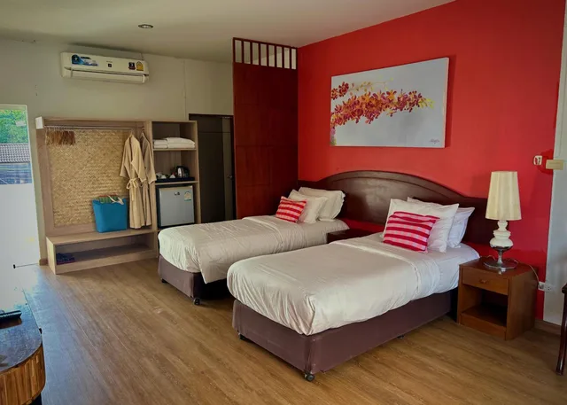 غرفة قياسية بسريرين منفصلين، Sugar and Spice Inn 2/2