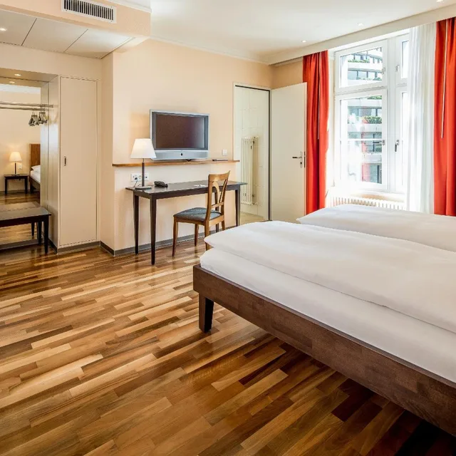 غرفة بزنس بسرير مزدوج أو سريرين منفصلين، Hotel Schweizerhof Basel 6/10