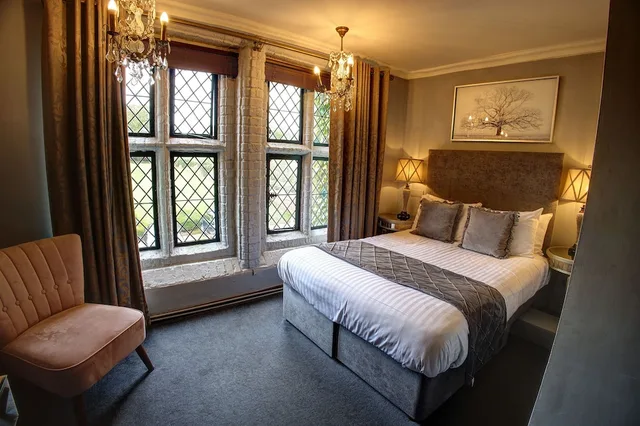 غرفة سيغنتشر بسرير مزدوج، Seckford Hall Hotel Spa 2/3