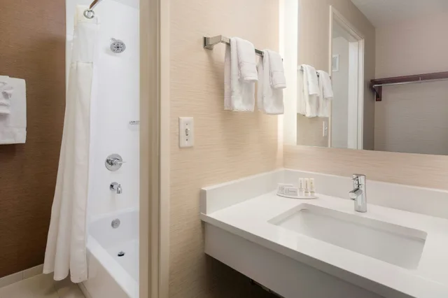 غرفة بسرير كينج، Fairfield Inn Suites By Marriott Fort Collins Loveland 4/5