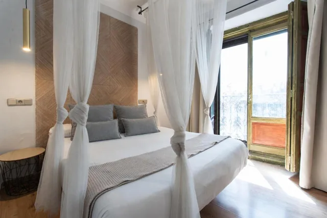 غرفة سوبيريور بسرير مزدوج بشرفة، ABRACADABRA SUITES 1/2