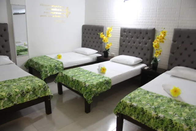 Family, 1 Double and 3 Single Beds، Hotel Rodadero Dorado 7/10