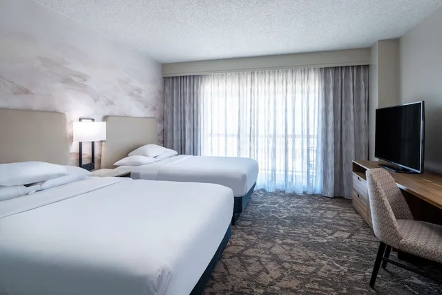 Room, 2 Queen Beds, Allergy Friendly، Embassy Suites by Hilton Albuquerque 2/2
