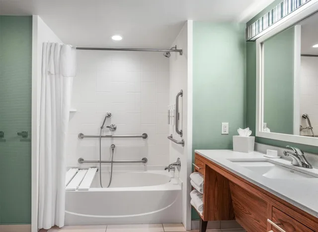 استوديو بسريرين كوين مع أريكة لذوي الإعاقة، Home2 Suites By Hilton Milwaukee Airport 3/5
