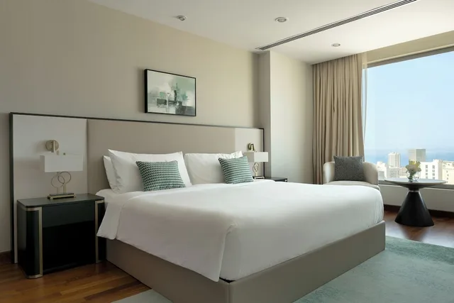 3 Bedrooms, Penthouse, Twin Beds, 2 King Beds, Fraser Suites Seef Bahrain 2/10