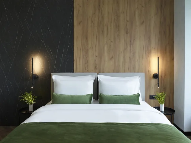 Port, King Bed, Square View، The Port Square Hotel 3/4