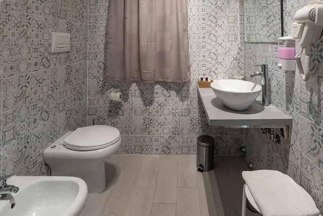 غرفة ديلوكس ثلاثية بسرير مزدوج بإطلالة على البحر في الملحق، B&B Le 4 Stagioni Dante's Suites 2/3